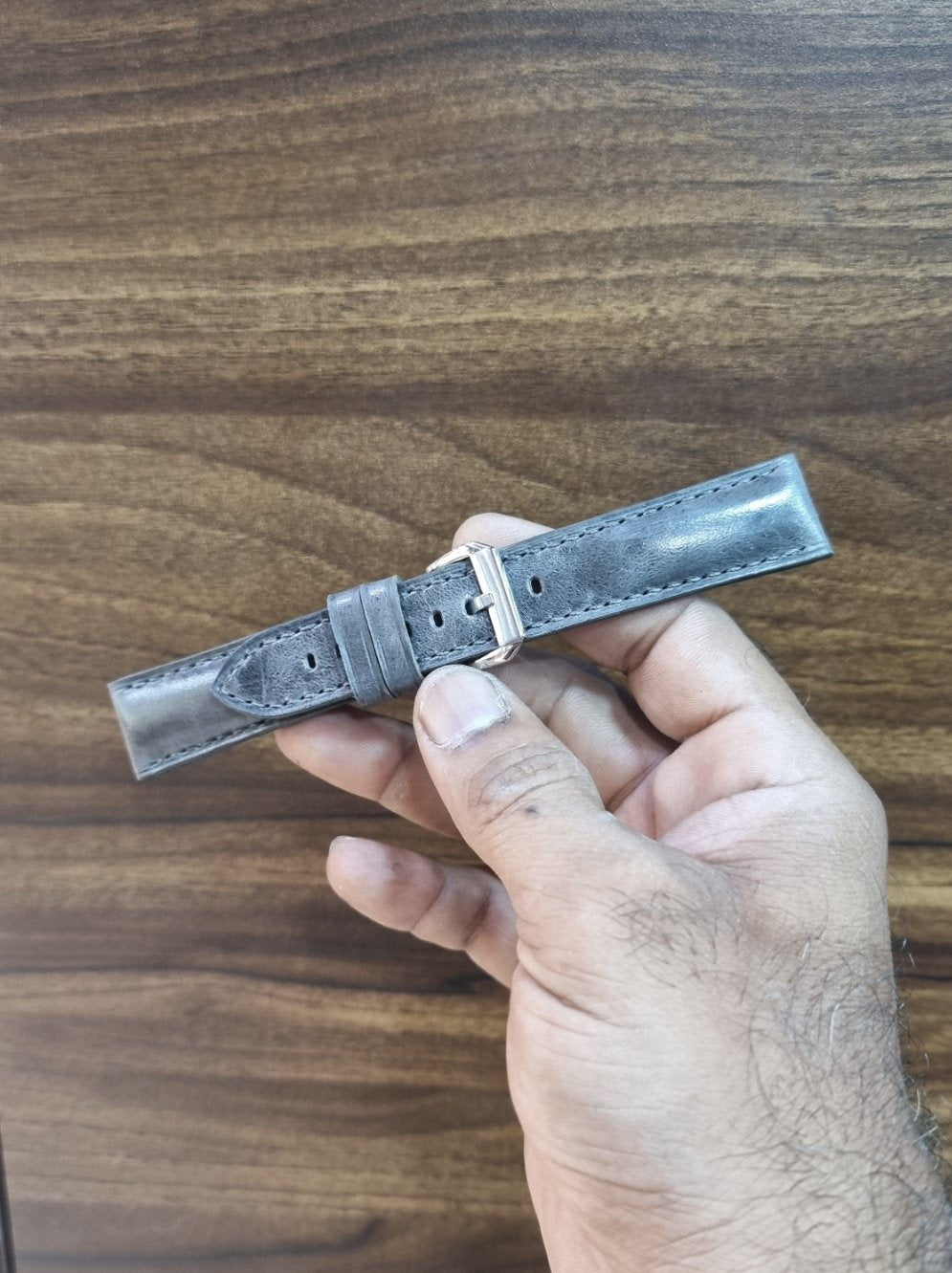 Indianleathercraft Space grey Omega moonswatch leather strap