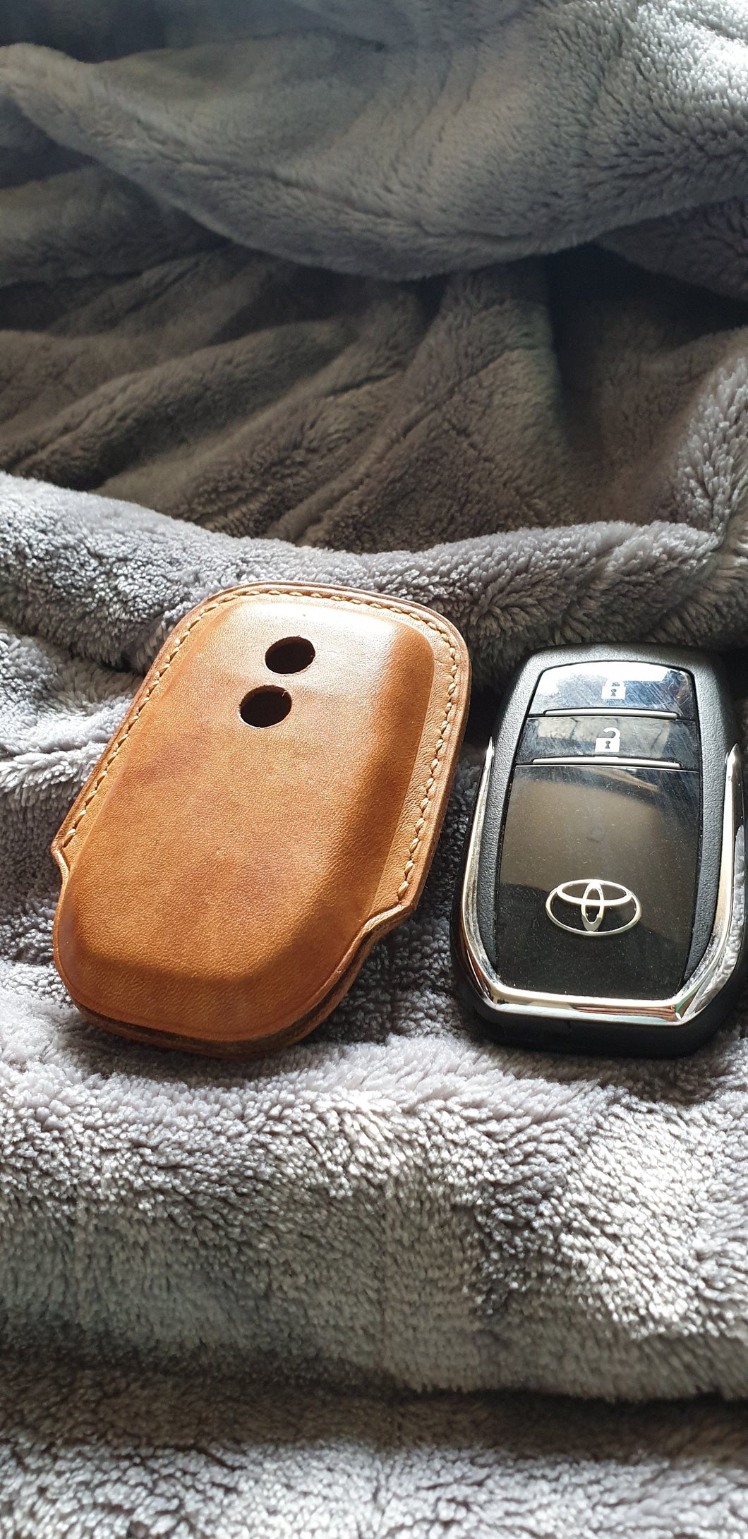 Toyota innova leather  case - Indianleathercraft