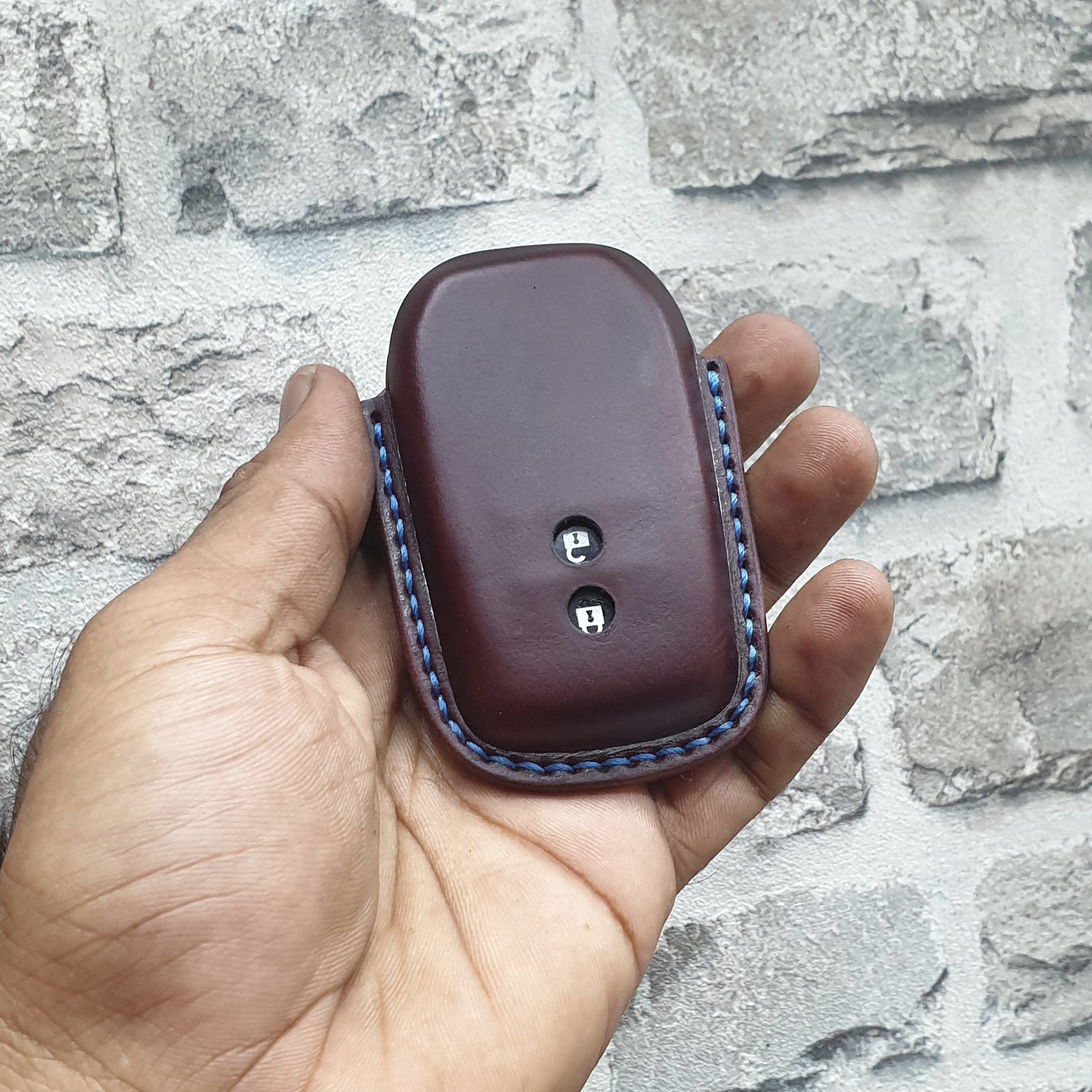 Indianleathercraft Toyota innova crysta leather remote case
