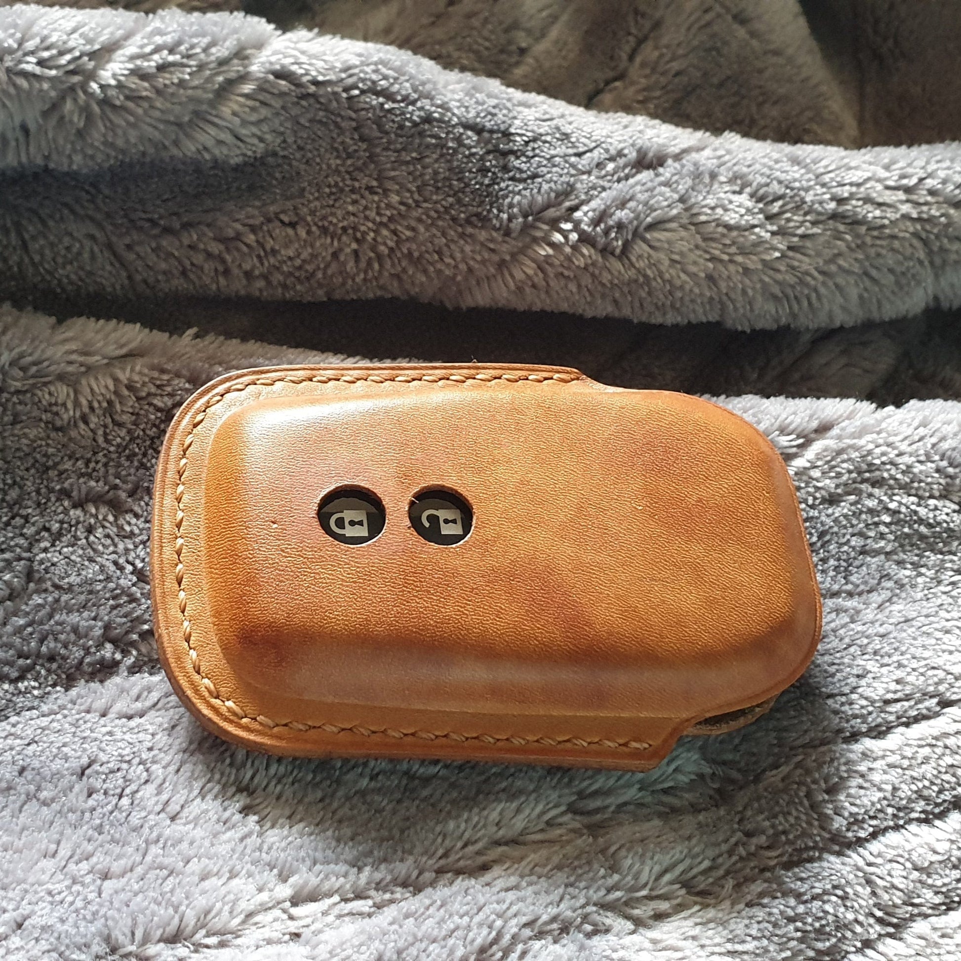 Toyota innova leather  case - Indianleathercraft