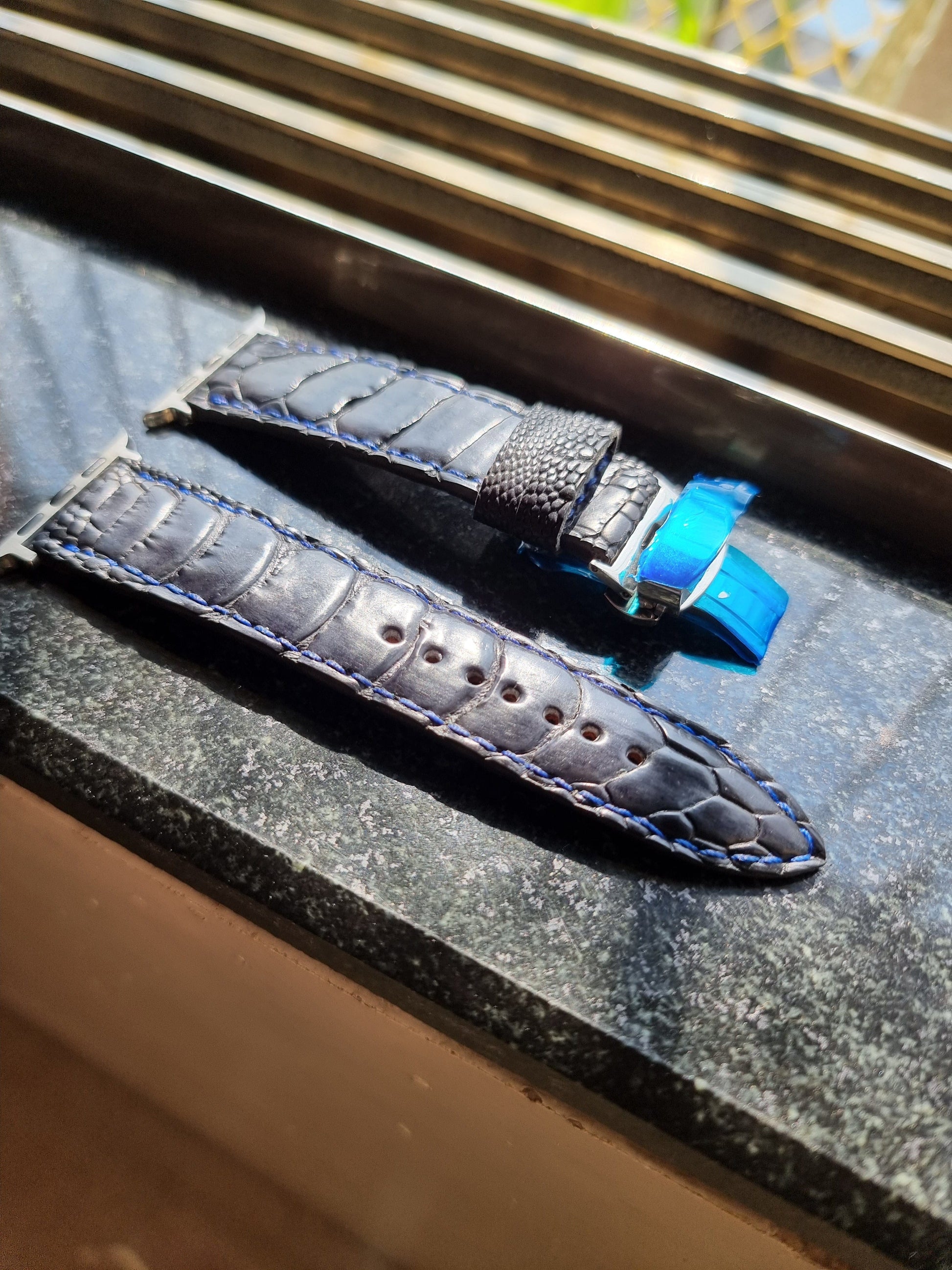 Indianleathercraft Watch Bands Series 7 - 41mm / Black Handmade apple watch strap